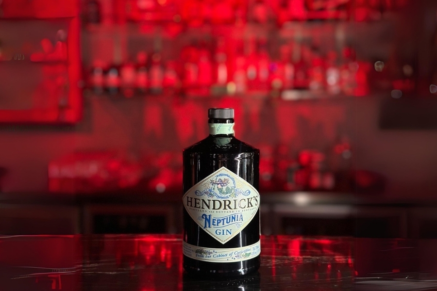 Hendrick's Neptunia